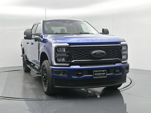 New 2026 Ford F250 XLT w/ XLT Premium Package AWD/4WD image 54