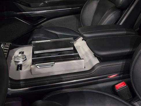 New 2025 Lincoln Navigator Reserve w/ Jet Appearance Package image 40