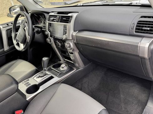 Used 2021 Toyota 4Runner SR5 Premium w/ Moonroof Package AWD/4WD image 28