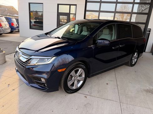 Used 2018 Honda Odyssey EX-L image 3