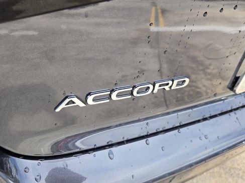 Used 2025 Honda Accord LX image 15