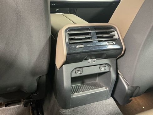 Certified 2024 BMW 530i xDrive w/ M Sport Package image 26