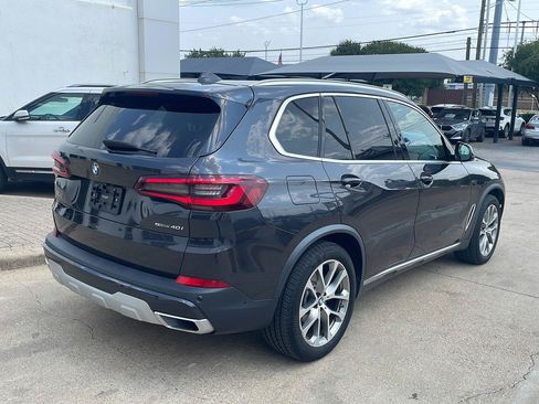 Used 2021 BMW X5 sDrive40i w/ Premium Package RWD image 3