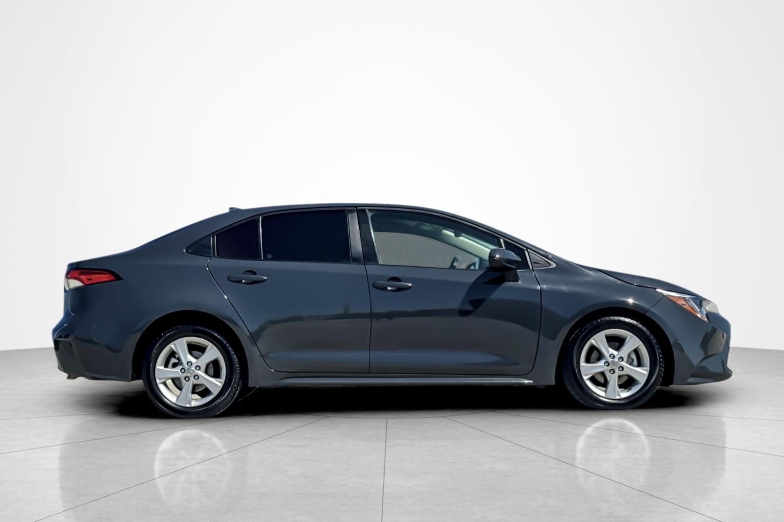 Used 2023 Toyota Corolla LE FWD image 6