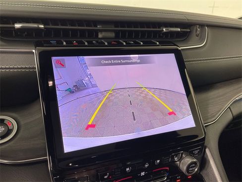 New 2025 Jeep Grand Cherokee Overland w/ Luxury Tech Group IV image 7