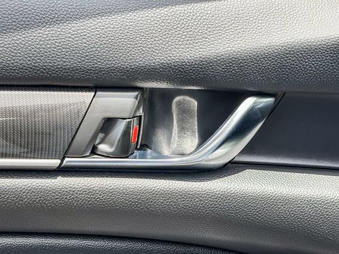 Used 2021 Honda Accord Sport image 42