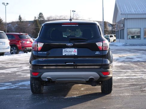 Used 2017 Ford Escape SE image 4