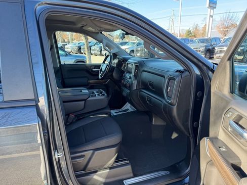 Used 2022 Chevrolet Silverado 1500 LT image 24