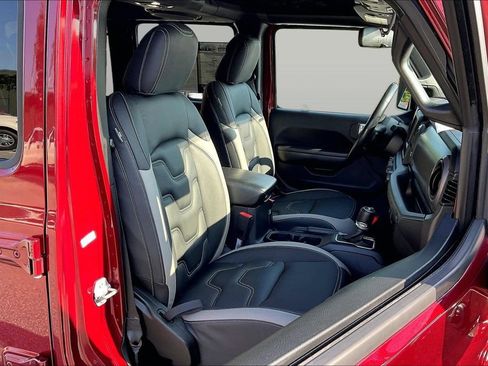 Used 2021 Jeep Wrangler Unlimited Sport AWD/4WD image 7