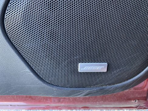 Used 2019 GMC Acadia SLT image 23