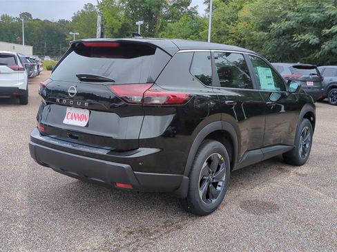 New 2026 Nissan Rogue SV image 5