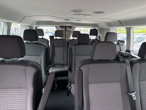 Used 2023 Ford Transit 350 XLT image 15