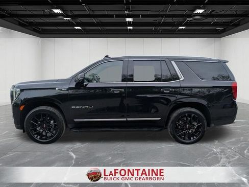 Used 2024 GMC Yukon Denali w/ Advanced Technology Package AWD/4WD image 2