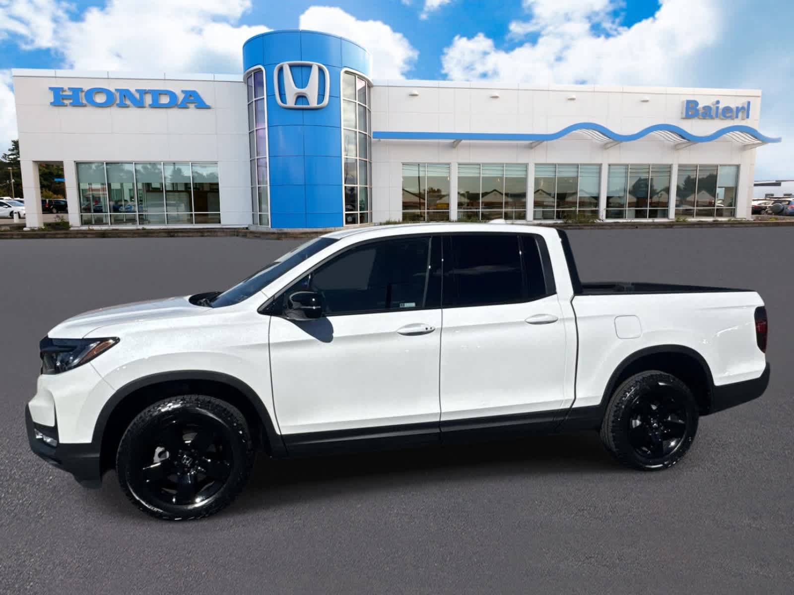 Used 2026 Honda Ridgeline Black Edition image 2