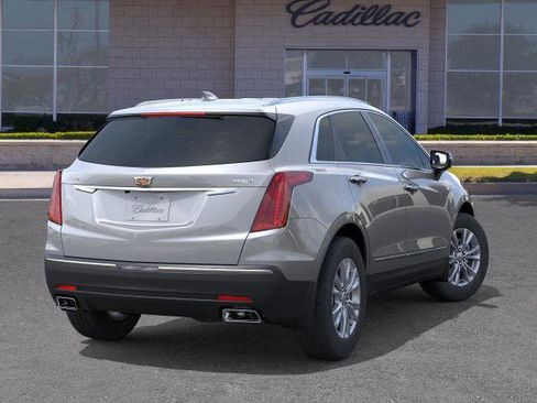New 2026 Cadillac XT5 Luxury image 4