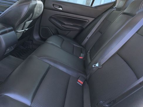 Used 2021 Nissan Altima 2.0 SR FWD image 10