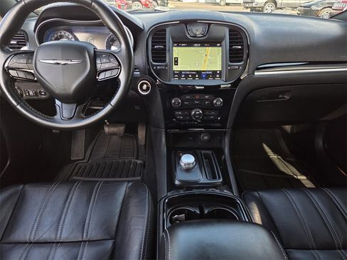 Used 2021 Chrysler 300 S image 7