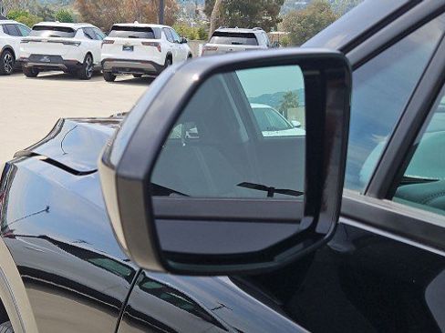 Used 2025 Chevrolet Blazer LT image 19