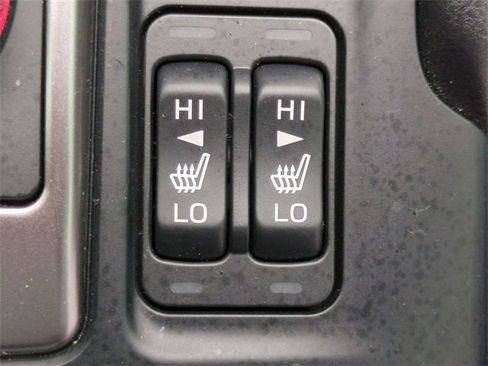 Used 2022 Subaru Forester Premium w/ Popular Package #2 image 22