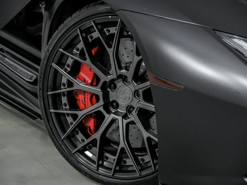 Used 2017 Lamborghini Huracan LP 610-4 image 4