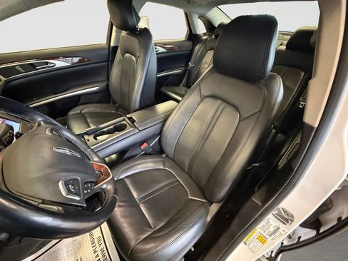 Used 2015 Lincoln MKZ Sedan 4D w/ Equipment Group 101A Select image 11