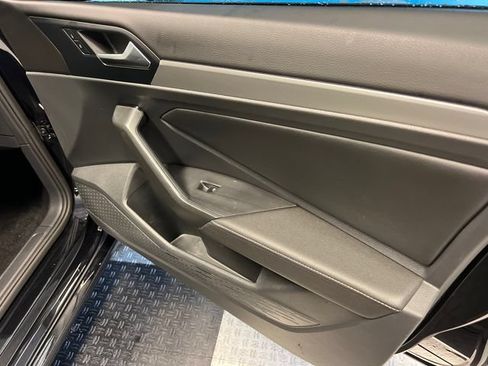 Certified 2024 Volkswagen Jetta S FWD image 11
