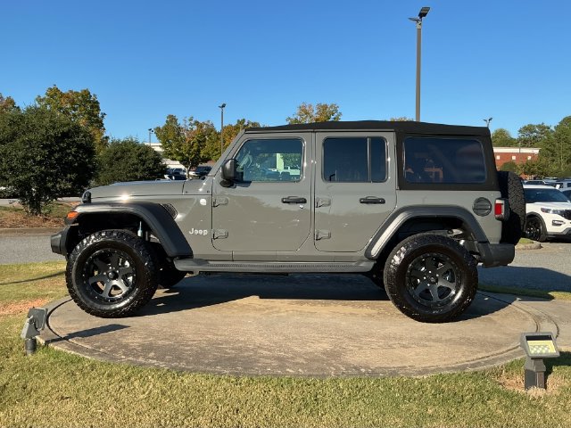 Used 2019 Jeep Wrangler Unlimited Sport S AWD/4WD image 4