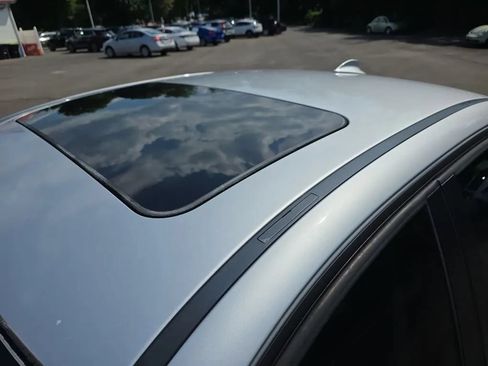 Used 2011 BMW 328i Sedan RWD image 12