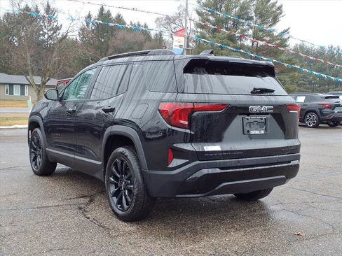 Used 2026 GMC Terrain Elevation w/ Elevation Premium Package image 17