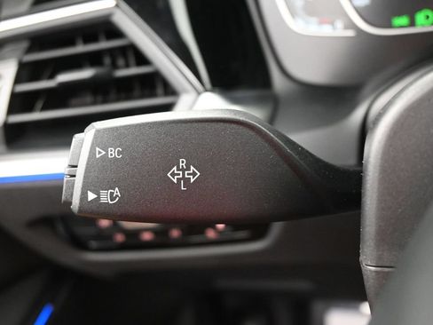 Used 2021 BMW 330i xDrive Sedan w/ Convenience Package AWD/4WD image 19