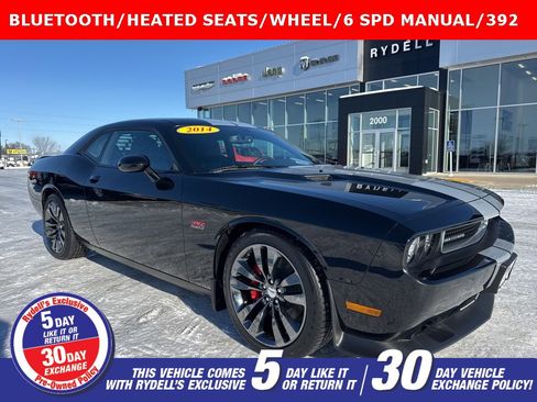 Used 2014 Dodge Challenger SRT8 image 1