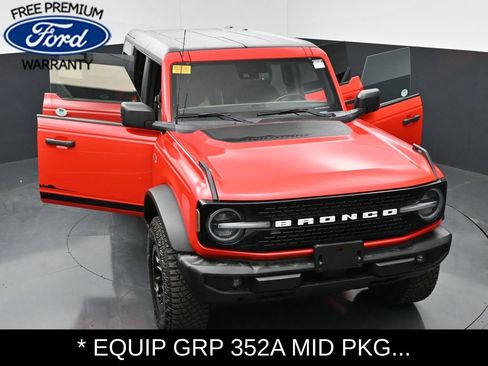 Used 2022 Ford Bronco Wildtrak AWD/4WD image 35