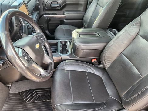 Used 2020 Chevrolet Silverado 3500 LTZ w/ LTZ Premium Package image 7