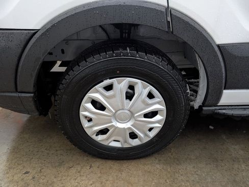 New 2025 Ford Transit 150 Low Roof image 15