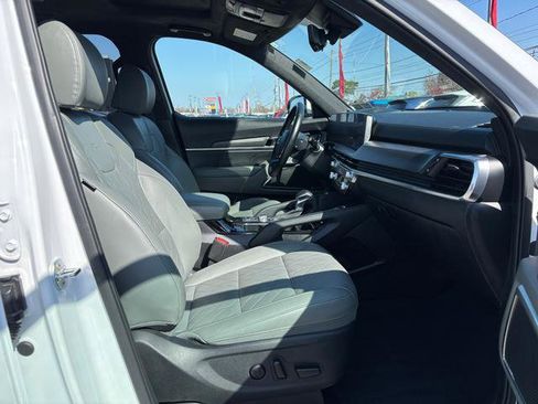 Certified 2023 Kia Telluride SX Prestige X-Pro AWD/4WD image 16
