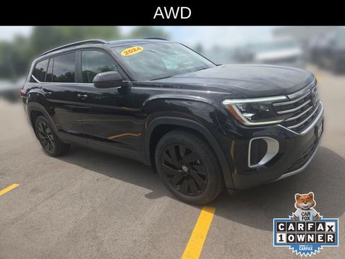 Used 2024 Volkswagen Atlas SE AWD/4WD image 7