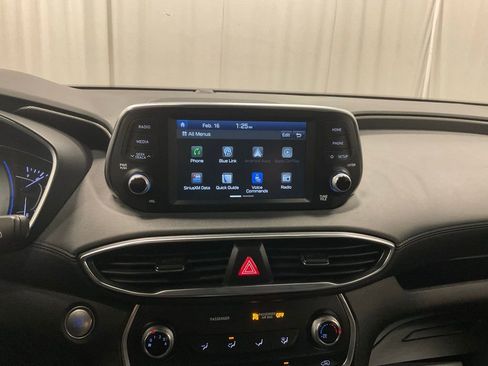 Used 2019 Hyundai Santa Fe SEL image 19