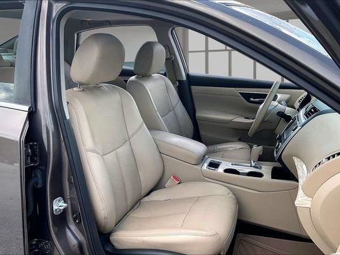 Used 2016 Nissan Altima 2.5 SL w/ 2.5 Technology w/LED Package FWD image 28