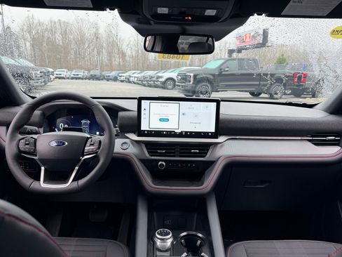 New 2026 Ford Explorer ST-Line w/ ST-Line Street Pack image 21