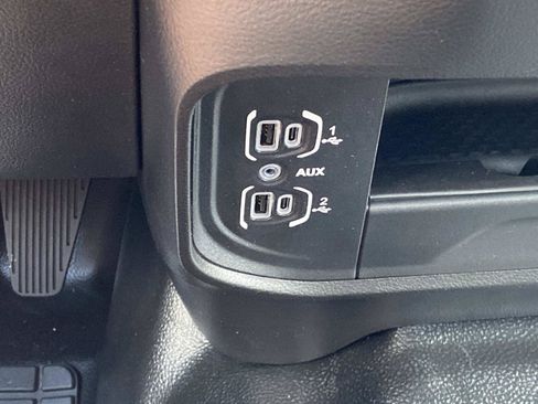 Used 2024 RAM 2500 Tradesman AWD/4WD image 32