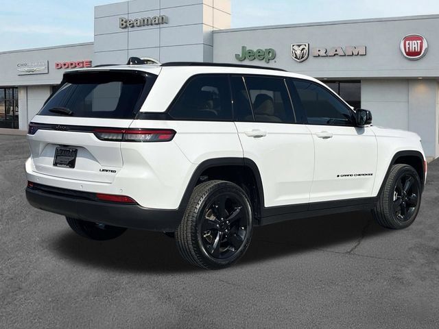 Used 2023 Jeep Grand Cherokee Limited w/ Black Appearance Package RWD image 7