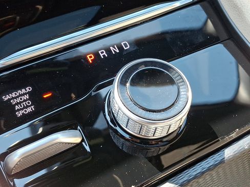 New 2026 Jeep Grand Cherokee Limited w/ Luxury Tech Group II image 12