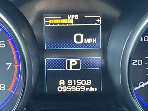 Used 2016 Subaru Legacy 2.5i Limited AWD/4WD image 12