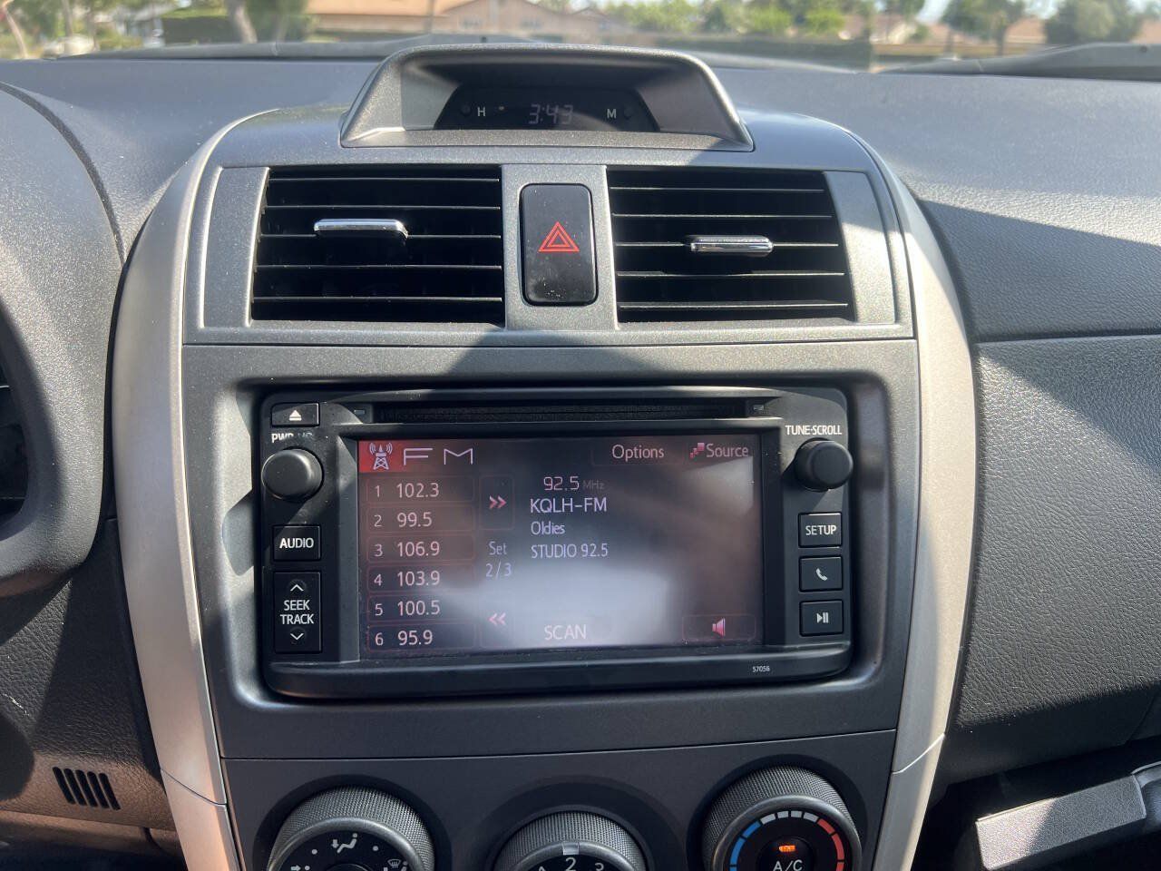 Used 2013 Toyota Corolla S FWD image 30