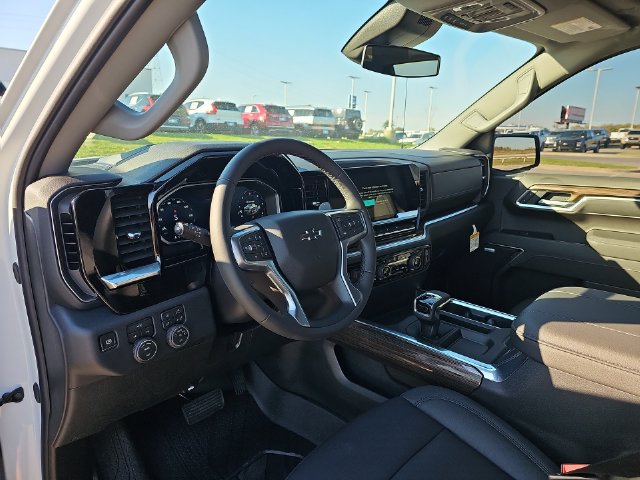 New 2026 Chevrolet Silverado 1500 RST w/ Safety Package AWD/4WD image 10