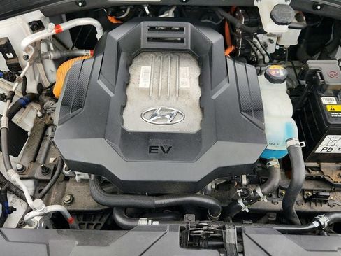 Used 2020 Hyundai Ioniq Limited image 28