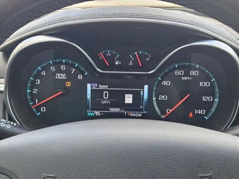 Used 2019 Chevrolet Impala Premier FWD image 9