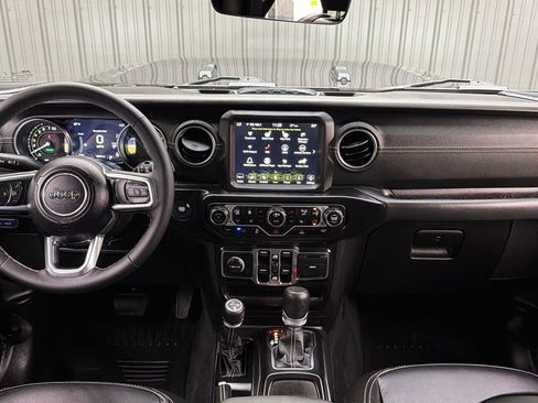 Used 2023 Jeep Wrangler Unlimited Sahara w/ Cold Weather Group image 45