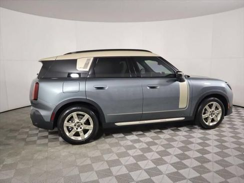Used 2025 MINI Cooper Countryman SE w/ Comfort Package Max AWD/4WD image 4
