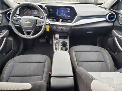 Certified 2024 Chevrolet Trax LS w/ Driver Confidence Package image 13